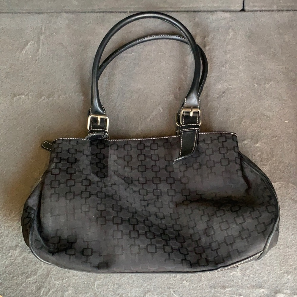 Black 3 section purse in like-new condition